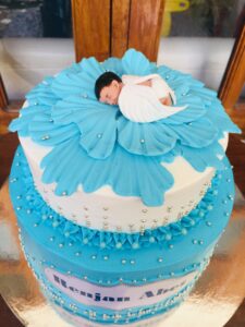 Baa Baa Sheepz® Dreamy Blue Bedtime Cake