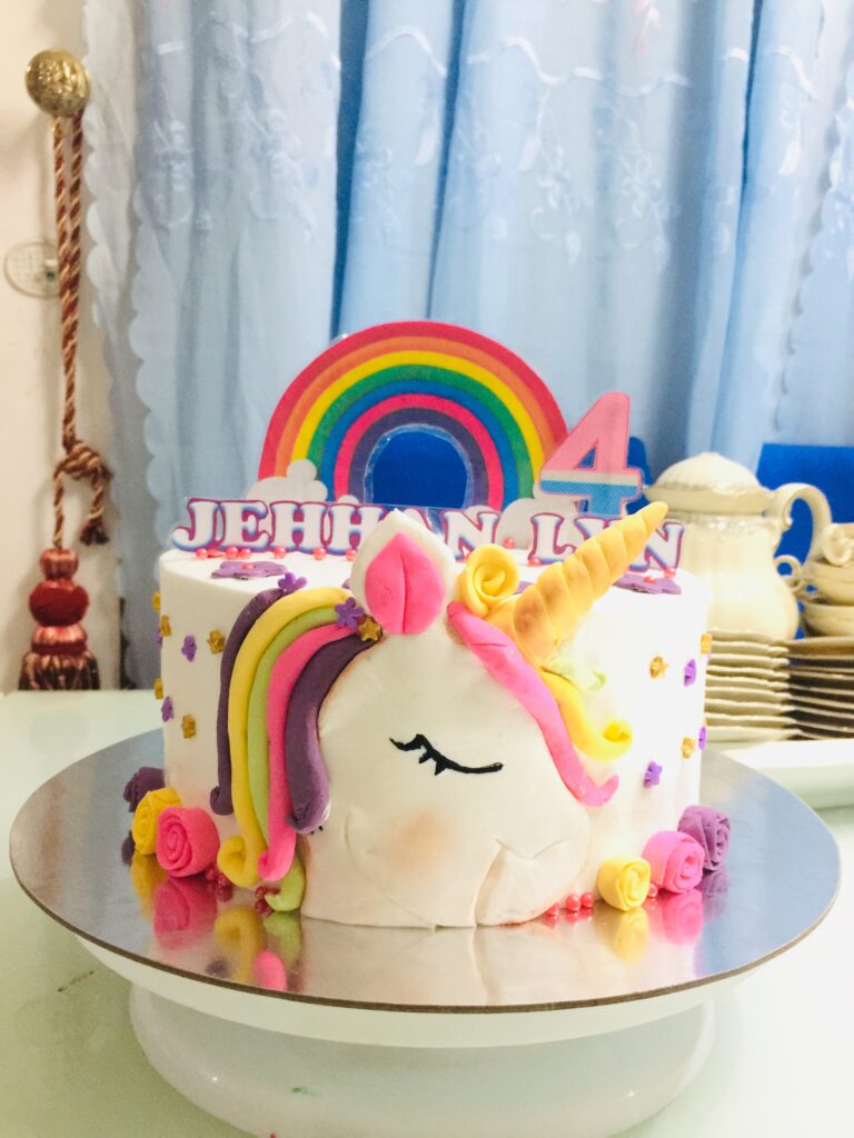 DIY Rainbow Unicorn Cake Story Kit – Bizu Patisserie and Cafe