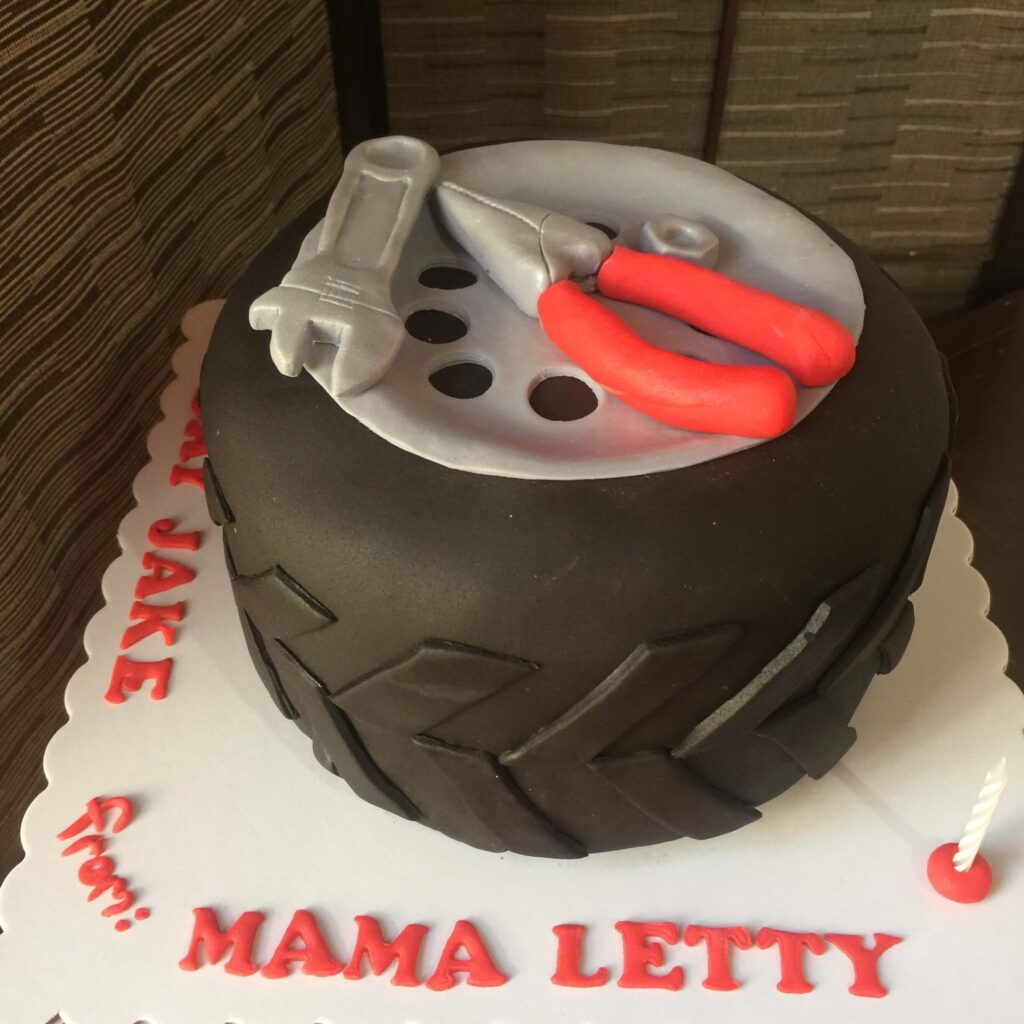 Mechanic cakes : HERE Discover the most popular ideas ❤️