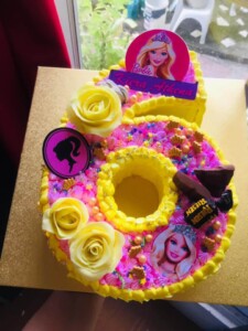 number 6 cake - Barbie