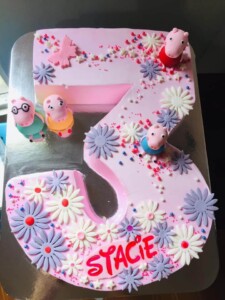 number 3 cake - peppa pig